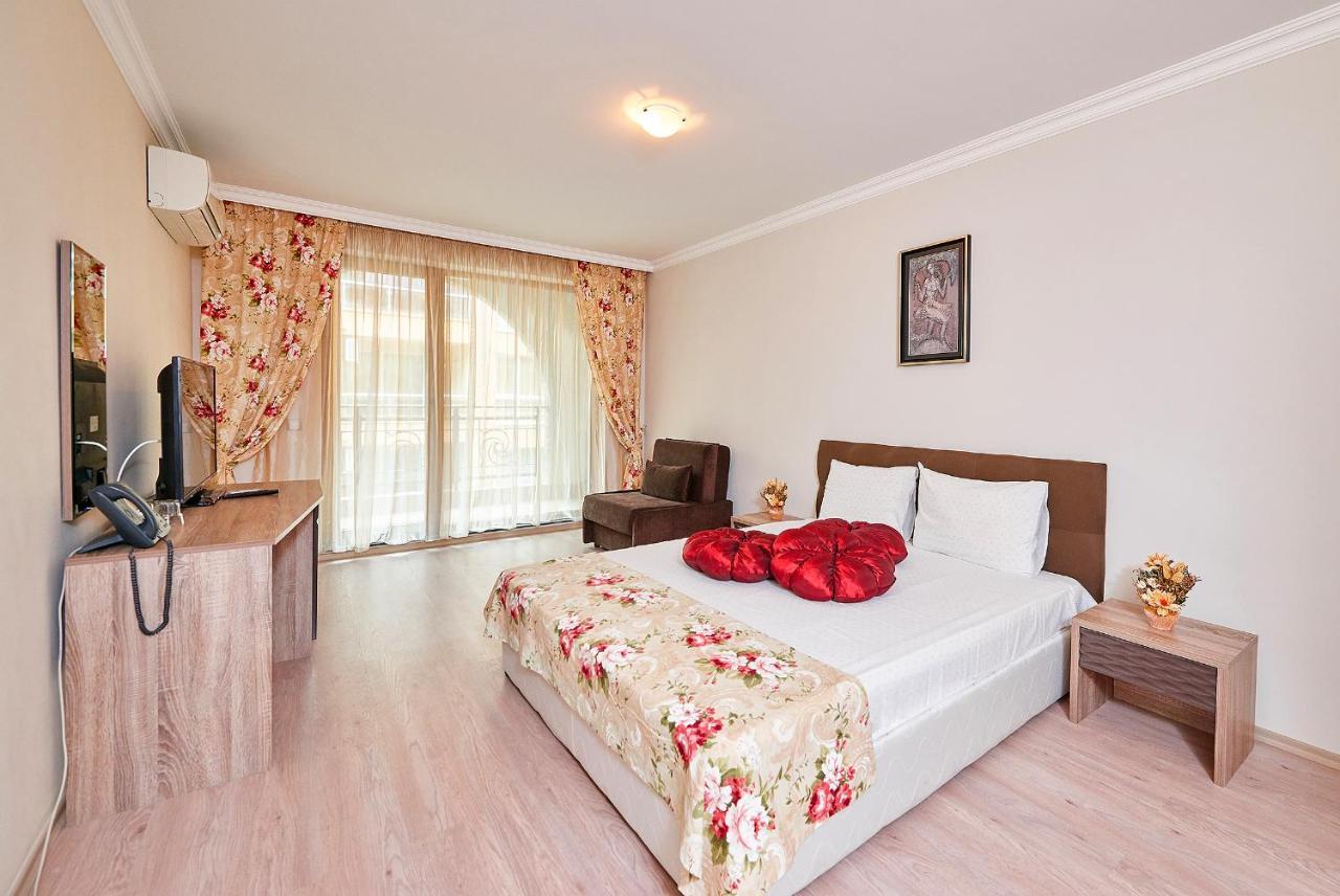 Aparthotel Boutique Rose Gardens Pomorie Extérieur photo