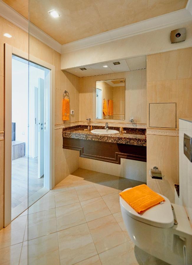 Aparthotel Boutique Rose Gardens Pomorie Extérieur photo