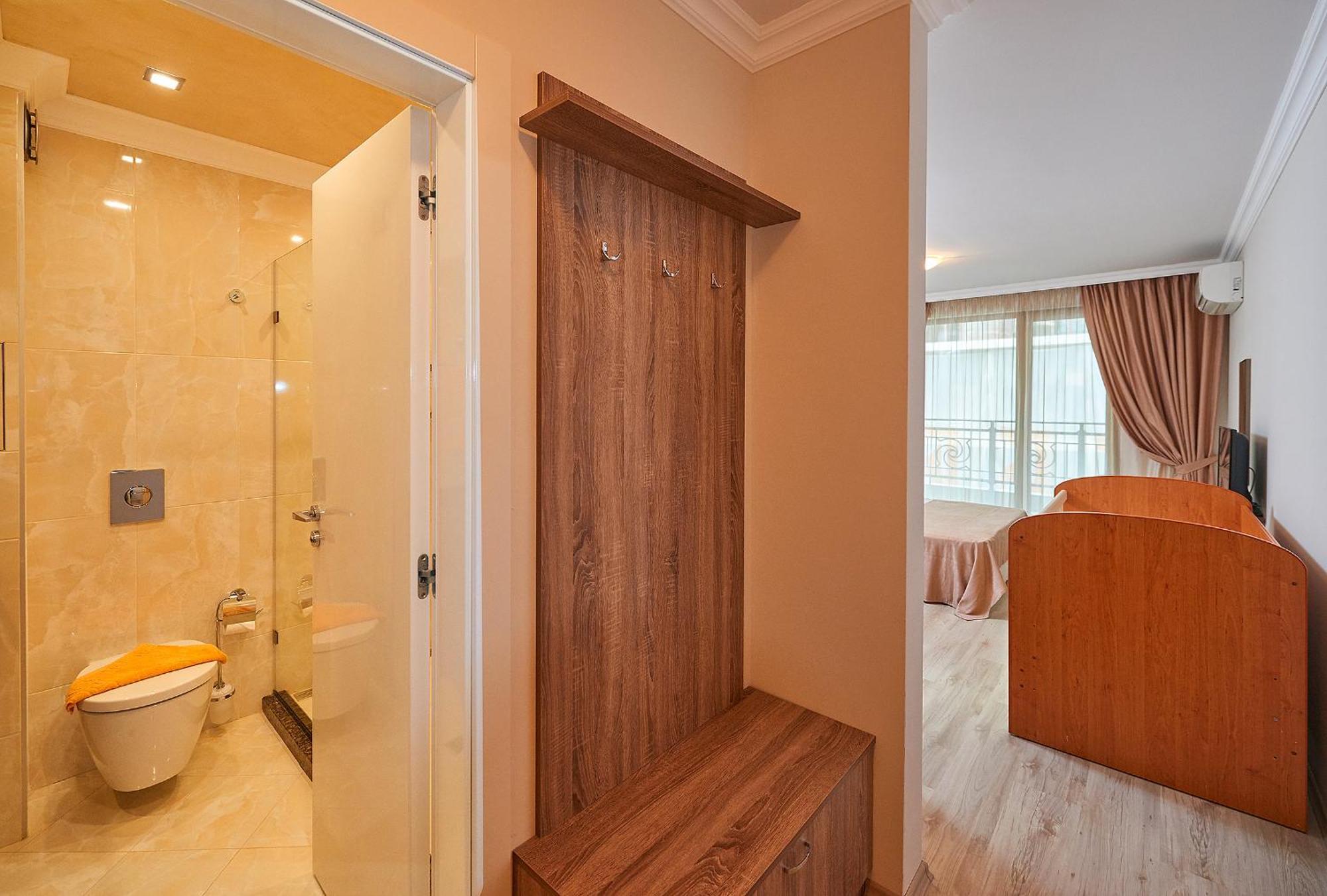 Aparthotel Boutique Rose Gardens Pomorie Extérieur photo
